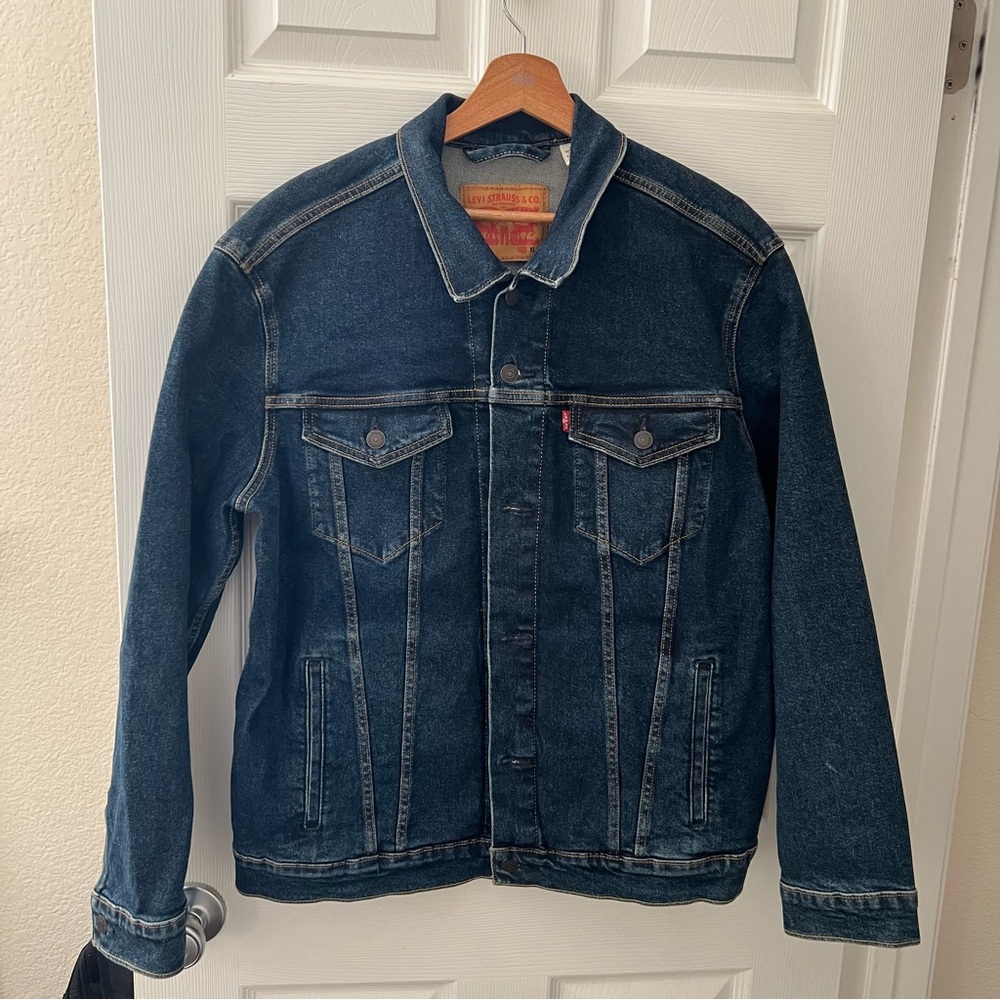 Levi’s denim trucker jacket